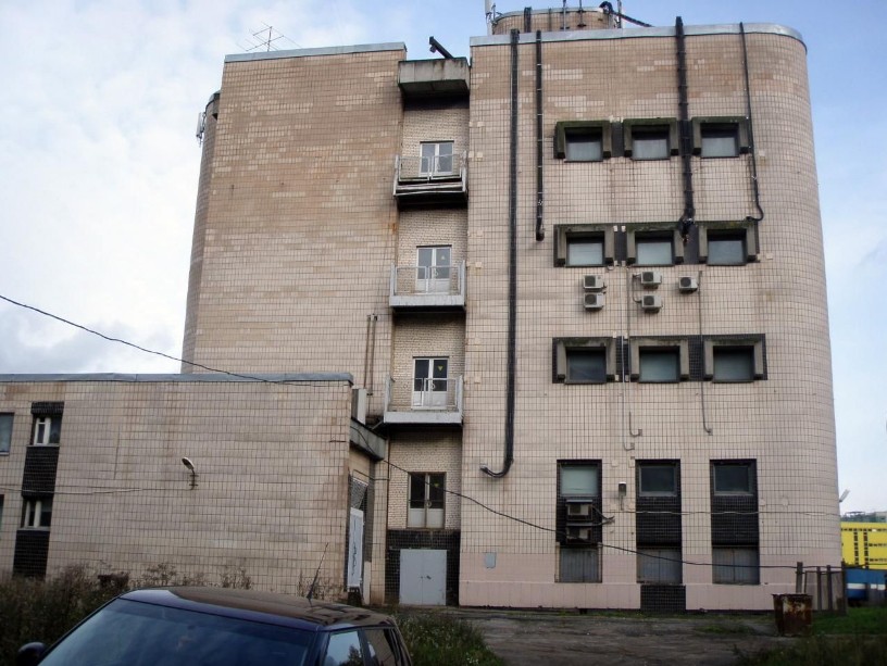 фасад дома, здание по адресу г Санкт-Петербург, ул Бурцева, д 21